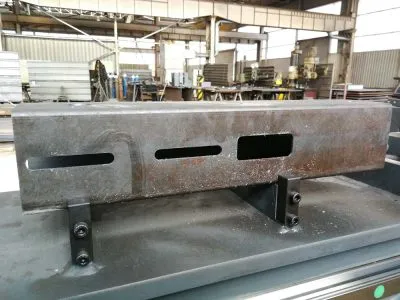 cma_brd_detail_frezovani